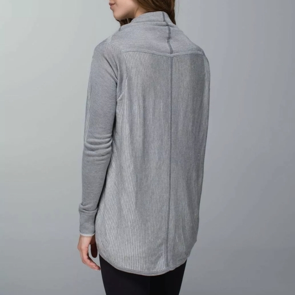 Lululemon iconic wrap sweater 4 - Picture 4 of 7